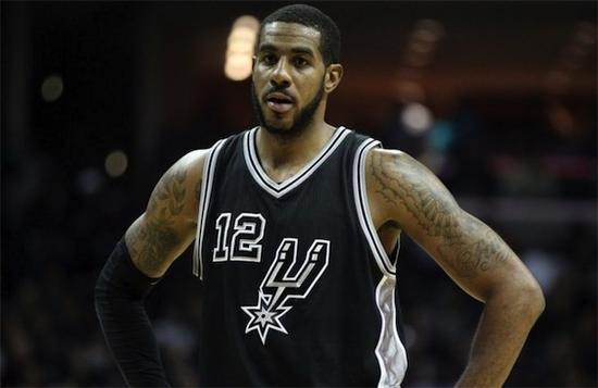 在场边静静 在场边静静