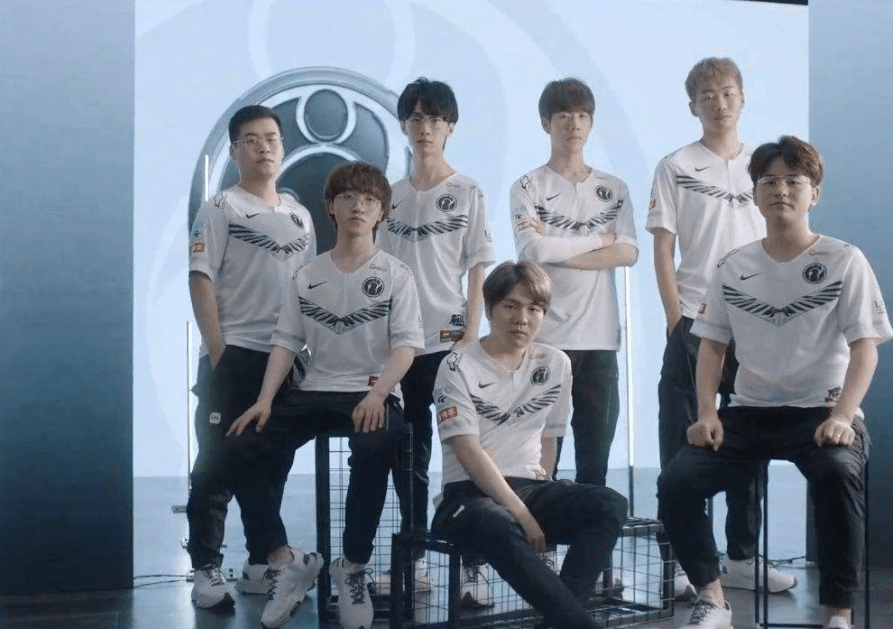 多达14名 多达14名