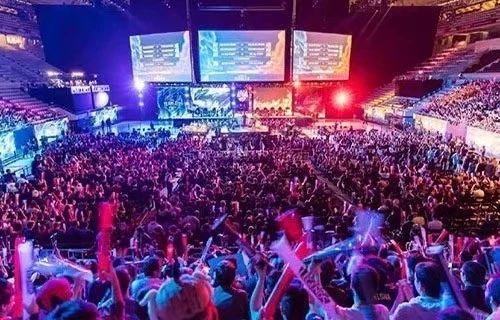 语言与政治 语言与政治