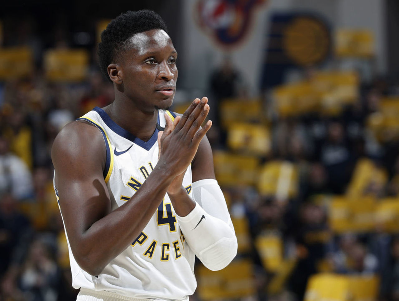 周雅琴以 周雅琴以